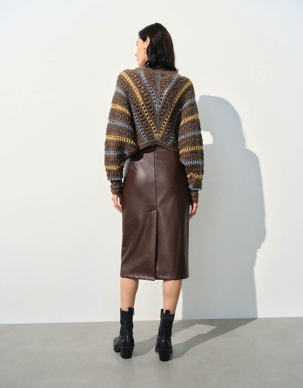 Drop Shoulder Sleeve Crew Neck Sweater sold by Urban Revivo product image thumbnail 4