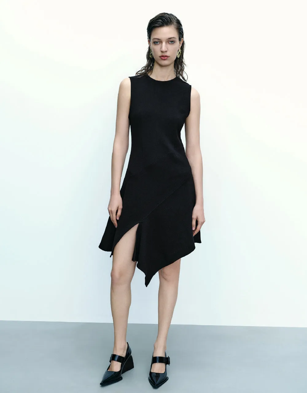 Sleeveless Crew Neck Mini A-Line Dress sold by Urban Revivo