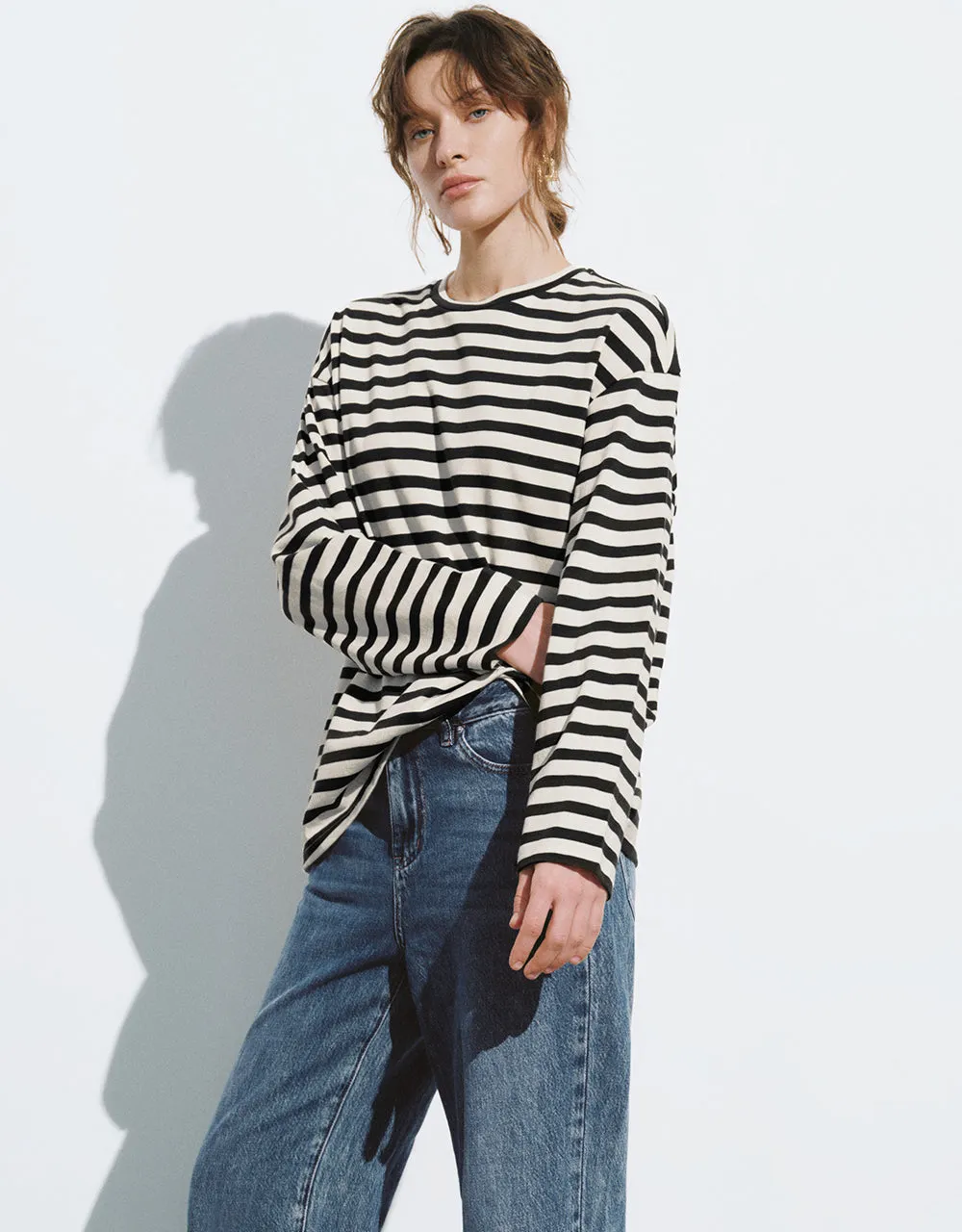 Striped Crew Neck Loose T-Shirt sold by Urban Revivo product image thumbnail 2