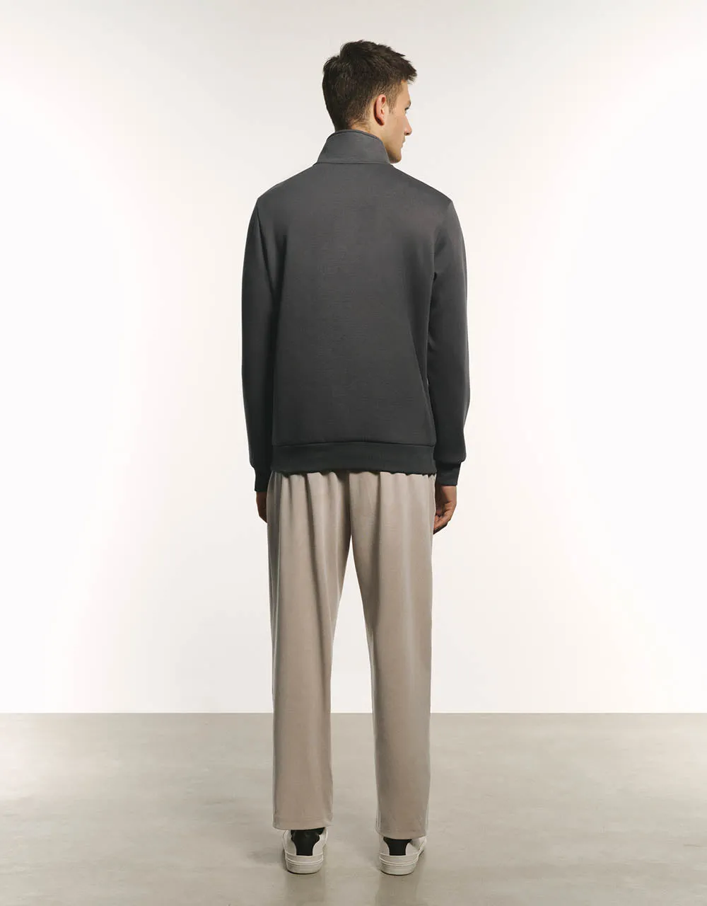Zip Half Placket Stand Collar Sweatshirt sold by Urban Revivo product image thumbnail 4