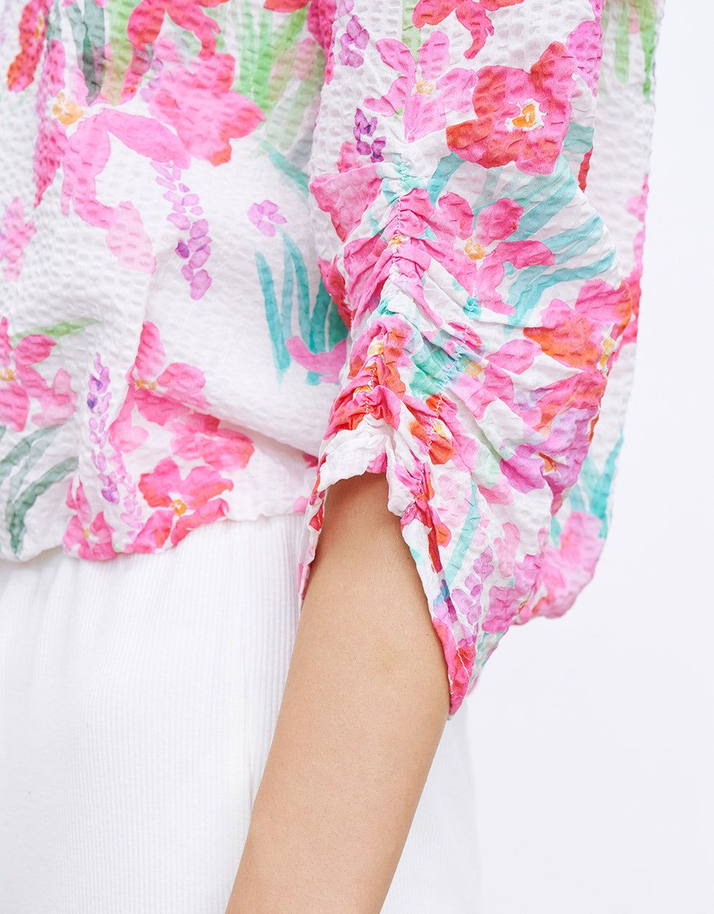 Floral Print Ruched Blouse sold by Urban Revivo product image thumbnail 3