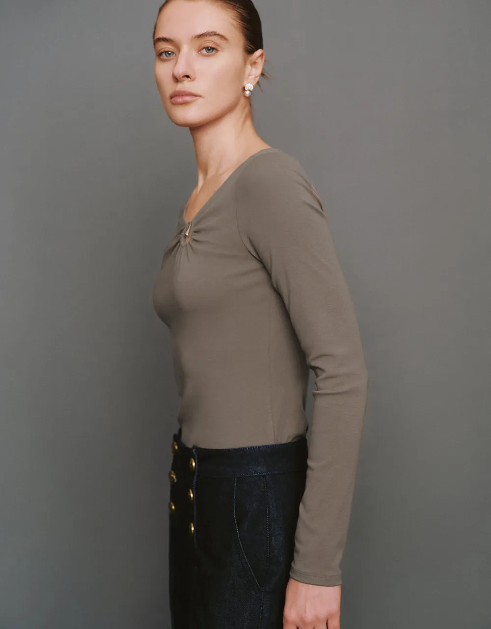 One Shoulder Skinny T-Shirt sold by Urban Revivo product image thumbnail 3
