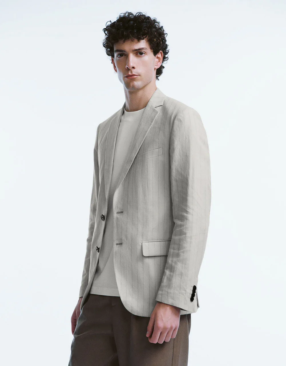 Striped Tailored Blazer sold by Urban Revivo product image thumbnail 3