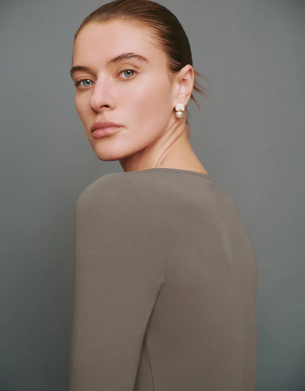 One Shoulder Skinny T-Shirt sold by Urban Revivo product image thumbnail 4