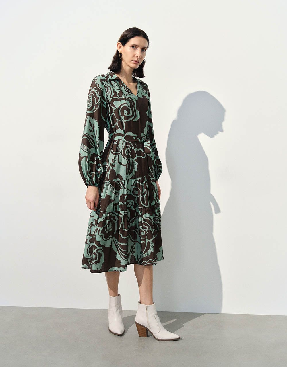 Printed Surplice Front A-Line Dress sold by Urban Revivo product image thumbnail 3
