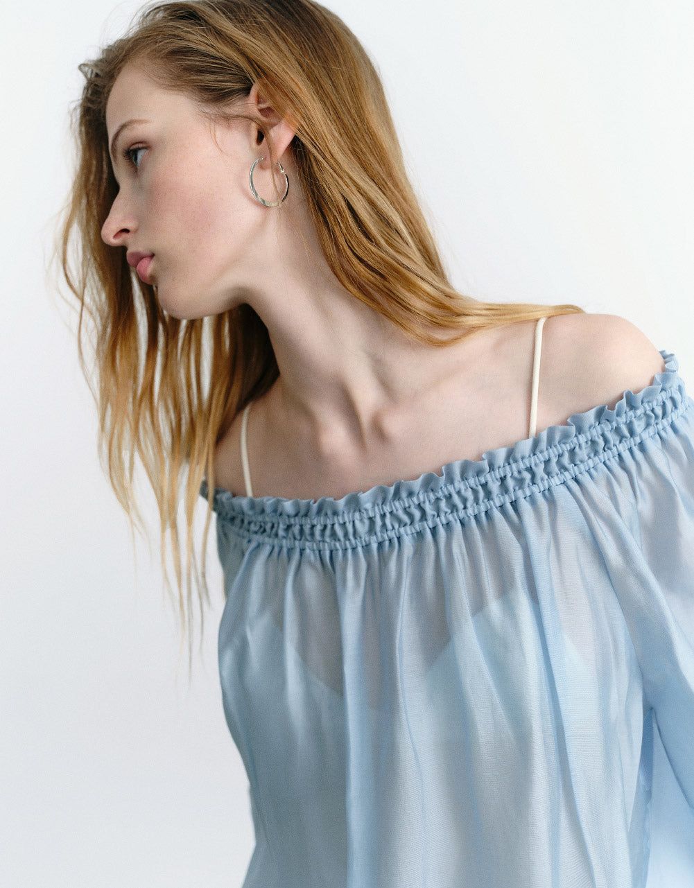 Raglan Sleeve Off-Shoulder Shirt sold by Urban Revivo product image thumbnail 5