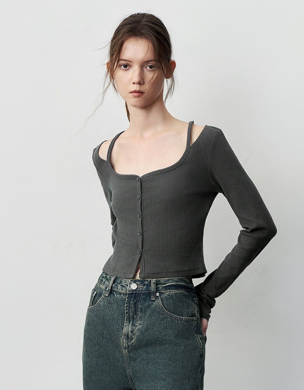 U Neck Knitted Skinny T-Shirt sold by Urban Revivo