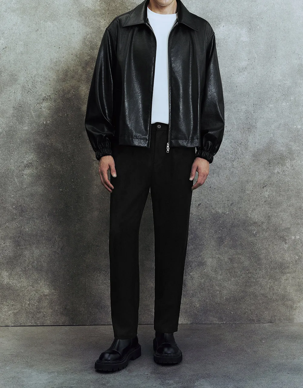 Carrot Fit Pants sold by Urban Revivo product image thumbnail 2