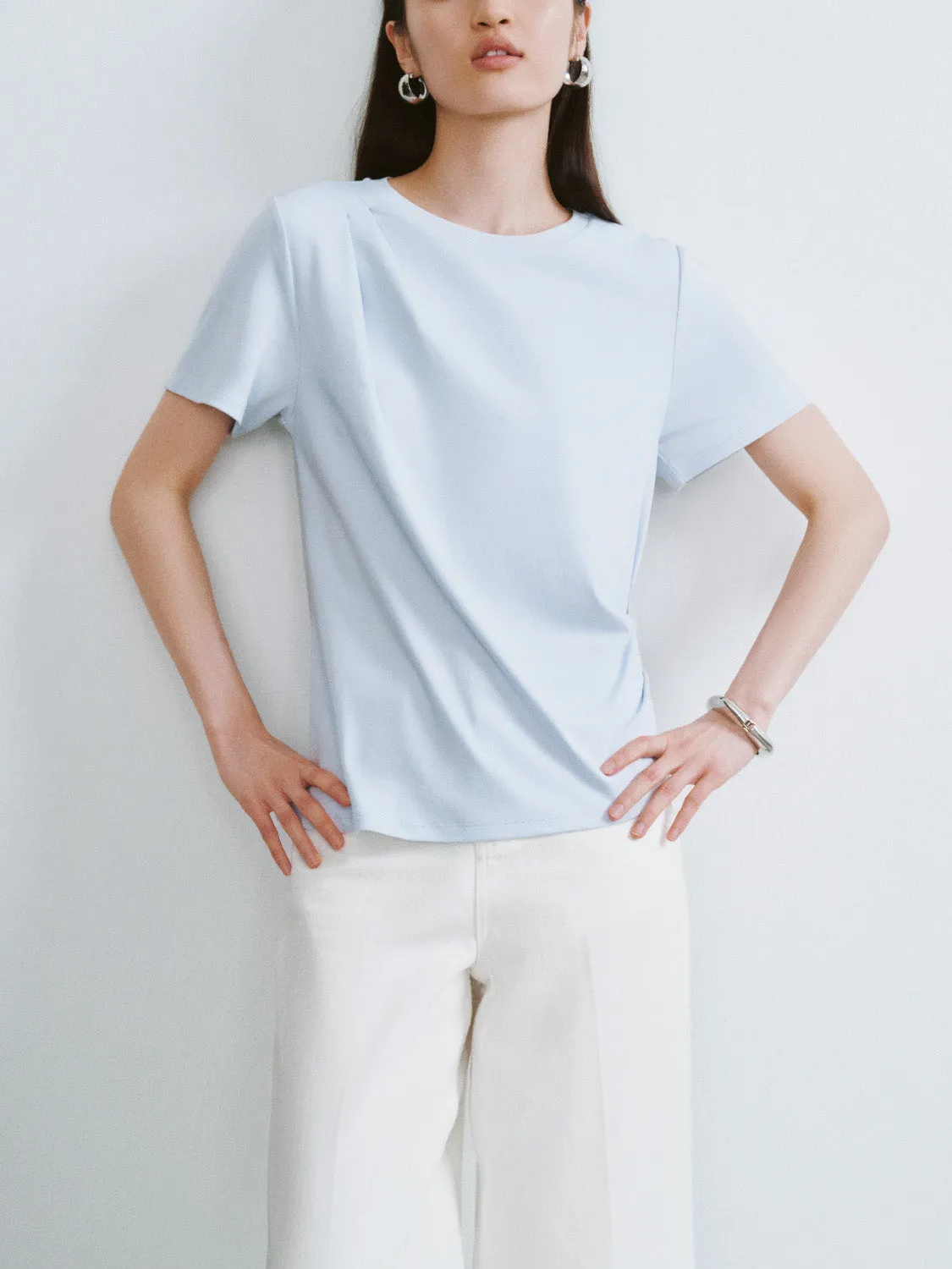 Crew Neck Straight T-Shirt sold by Urban Revivo product image thumbnail 2