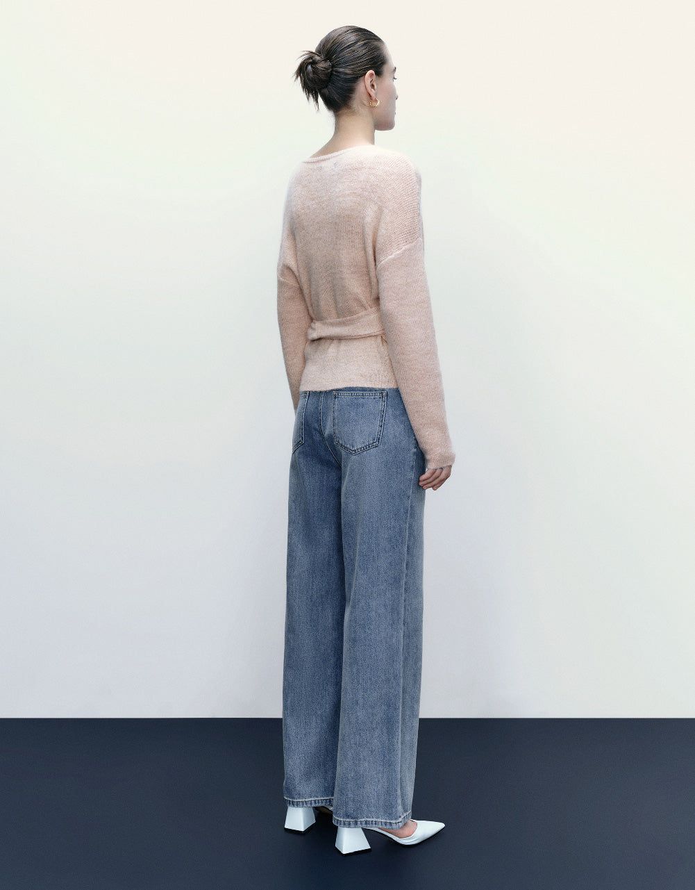 Straight Jeans sold by Urban Revivo product image thumbnail 5