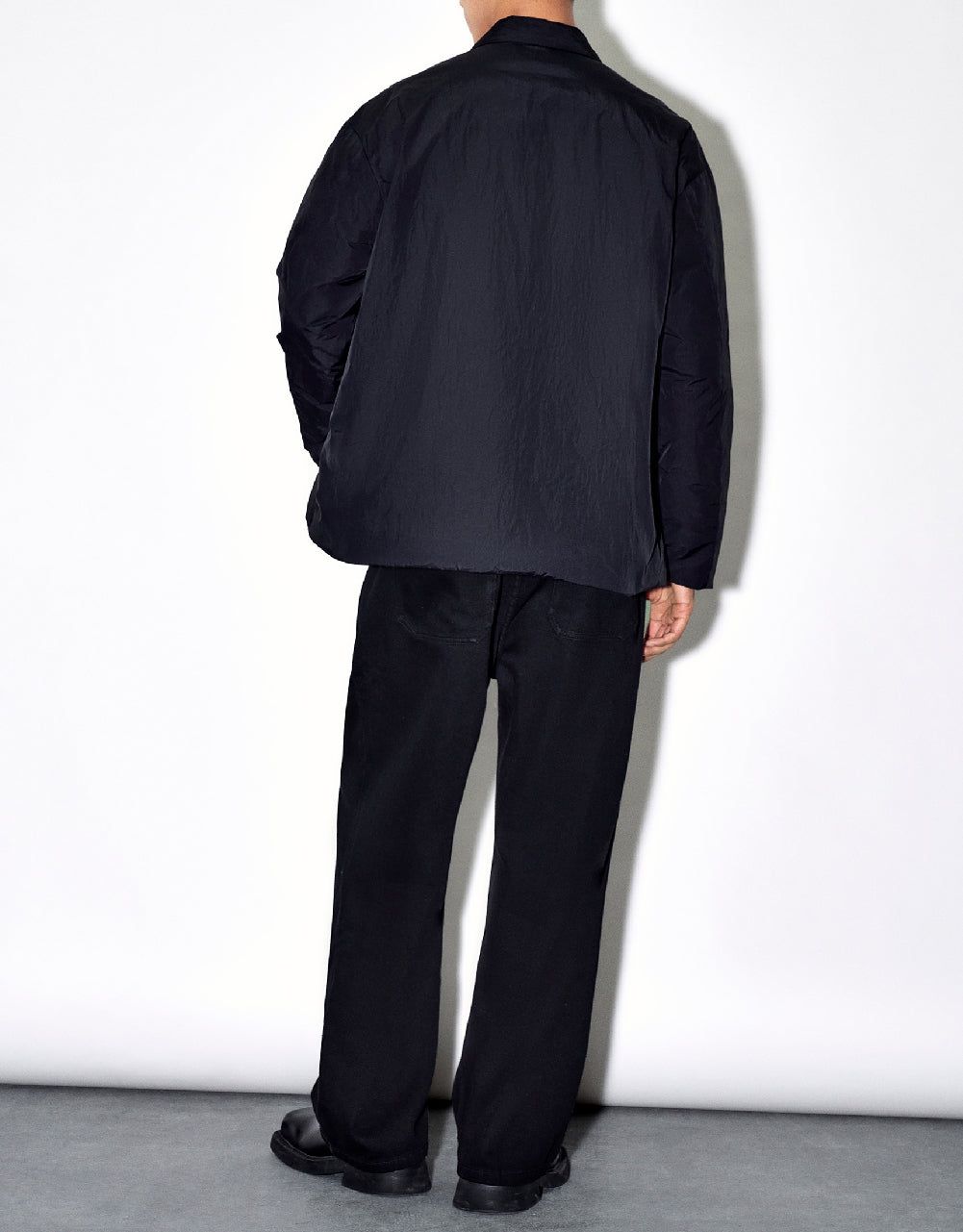 Notch Lapel Padded Coat sold by Urban Revivo product image thumbnail 4