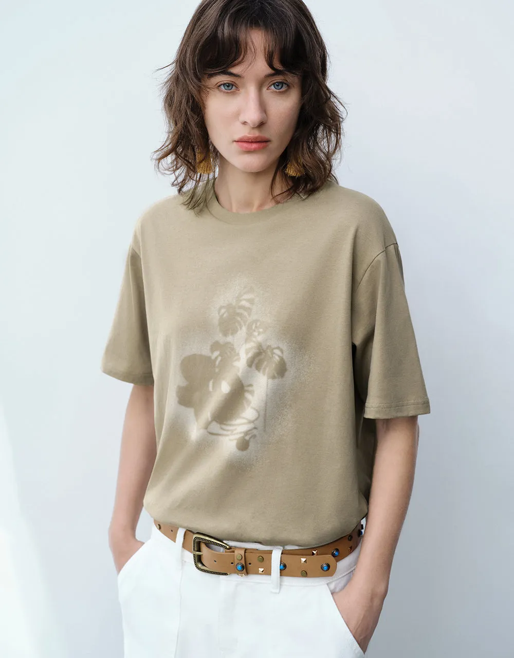 Crew Neck Straight T-Shirt sold by Urban Revivo product image thumbnail 3