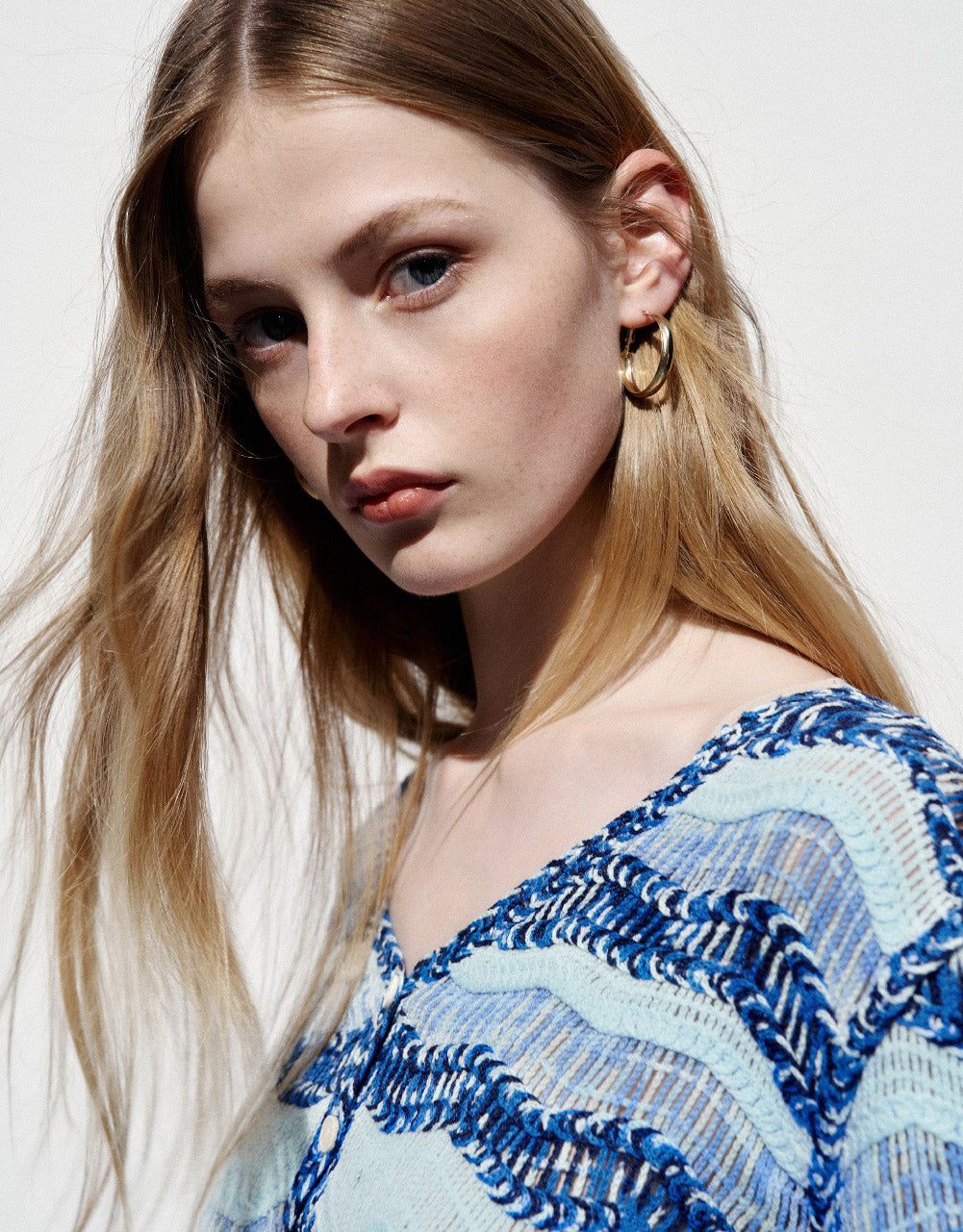 Striped V-Neck Knitted Cardigan sold by Urban Revivo product image thumbnail 5