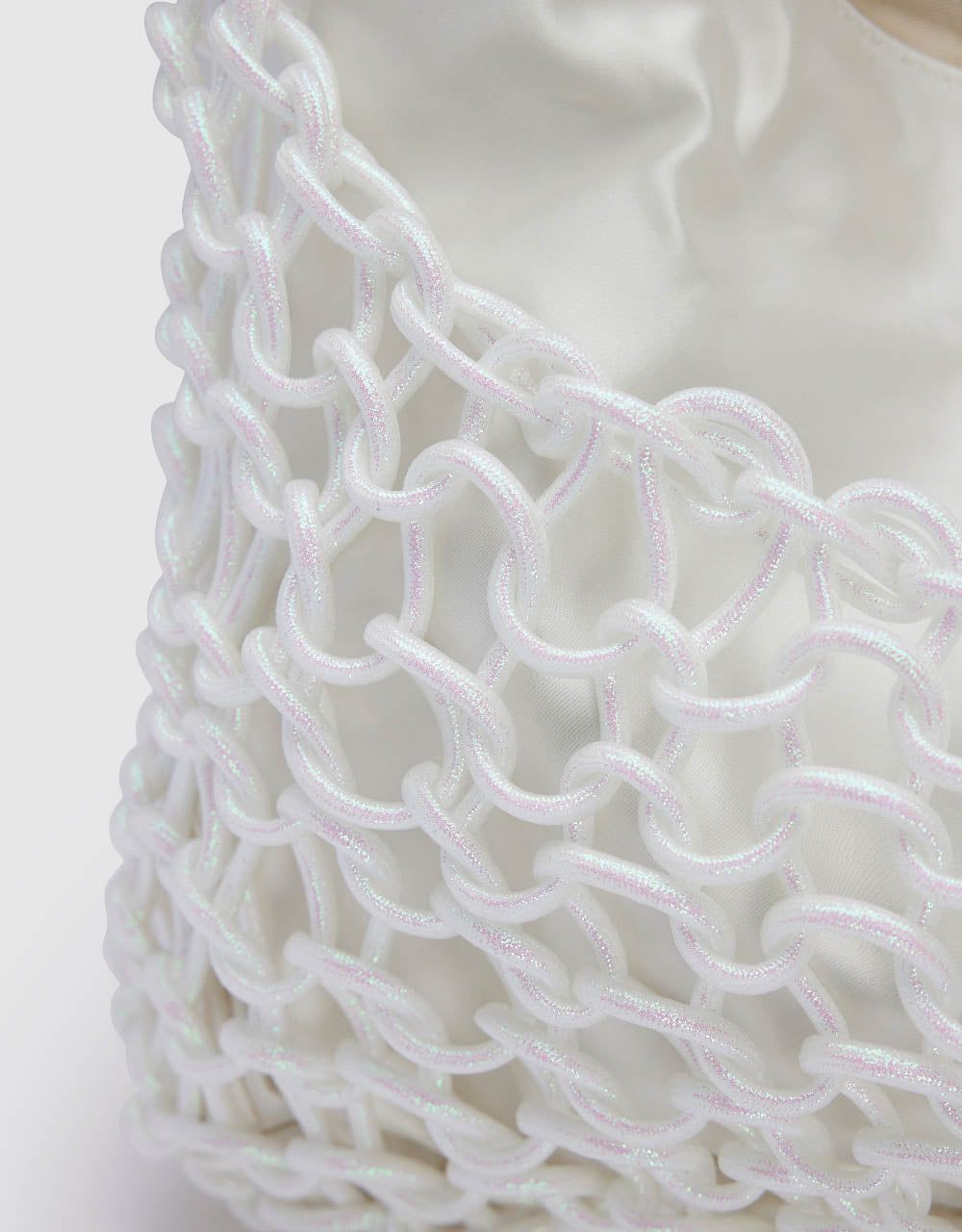 Fishnet Shoulder Bag sold by Urban Revivo product image thumbnail 5