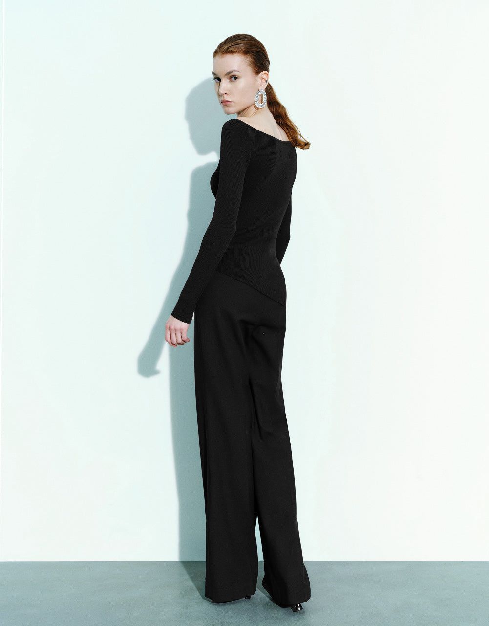 One Shoulder Knitted T-Shirt sold by Urban Revivo product image thumbnail 4