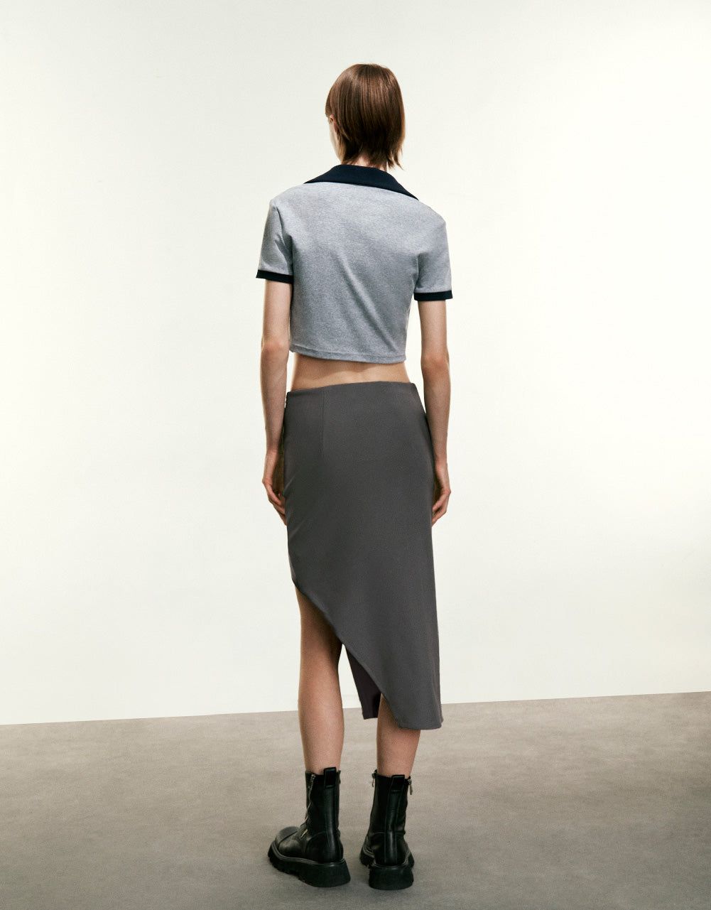 Asymmetric Midi Straight Skirt sold by Urban Revivo product image thumbnail 5