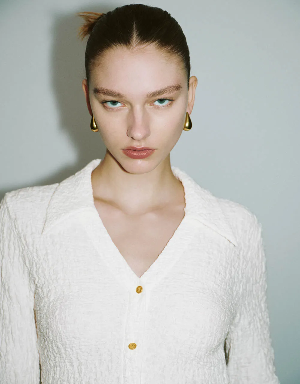 V-Neck Knitted Skinny T-Shirt sold by Urban Revivo product image thumbnail 4