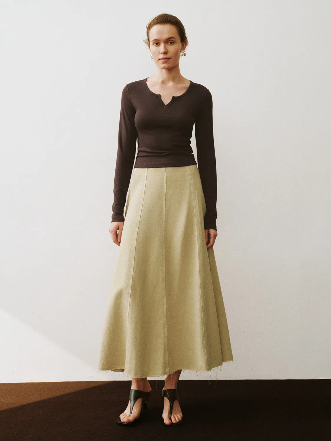 Midi A-Line Denim Skirt sold by Urban Revivo product image thumbnail 5