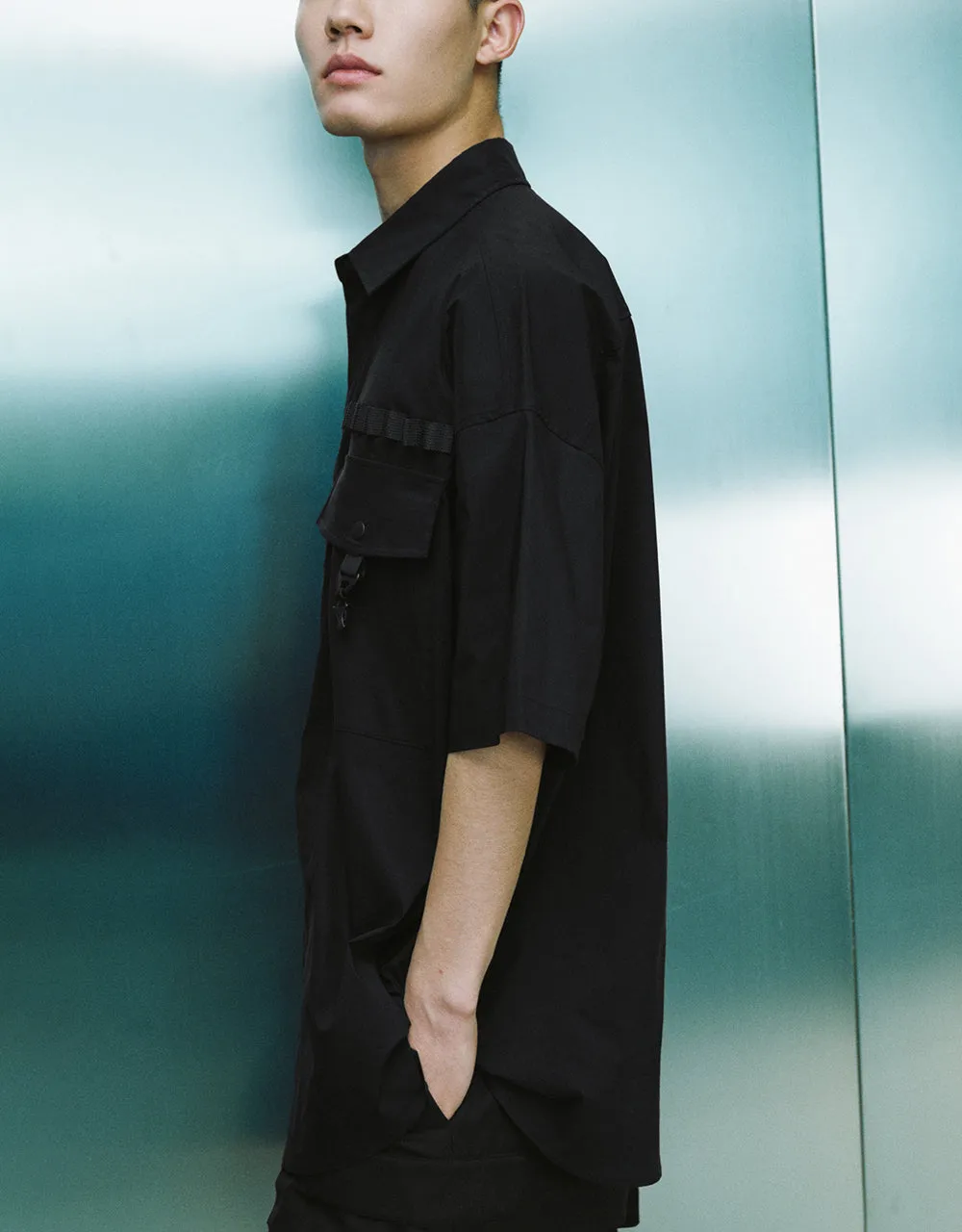 Drop Shoulder Sleeve Oversized Shirt sold by Urban Revivo product image thumbnail 3