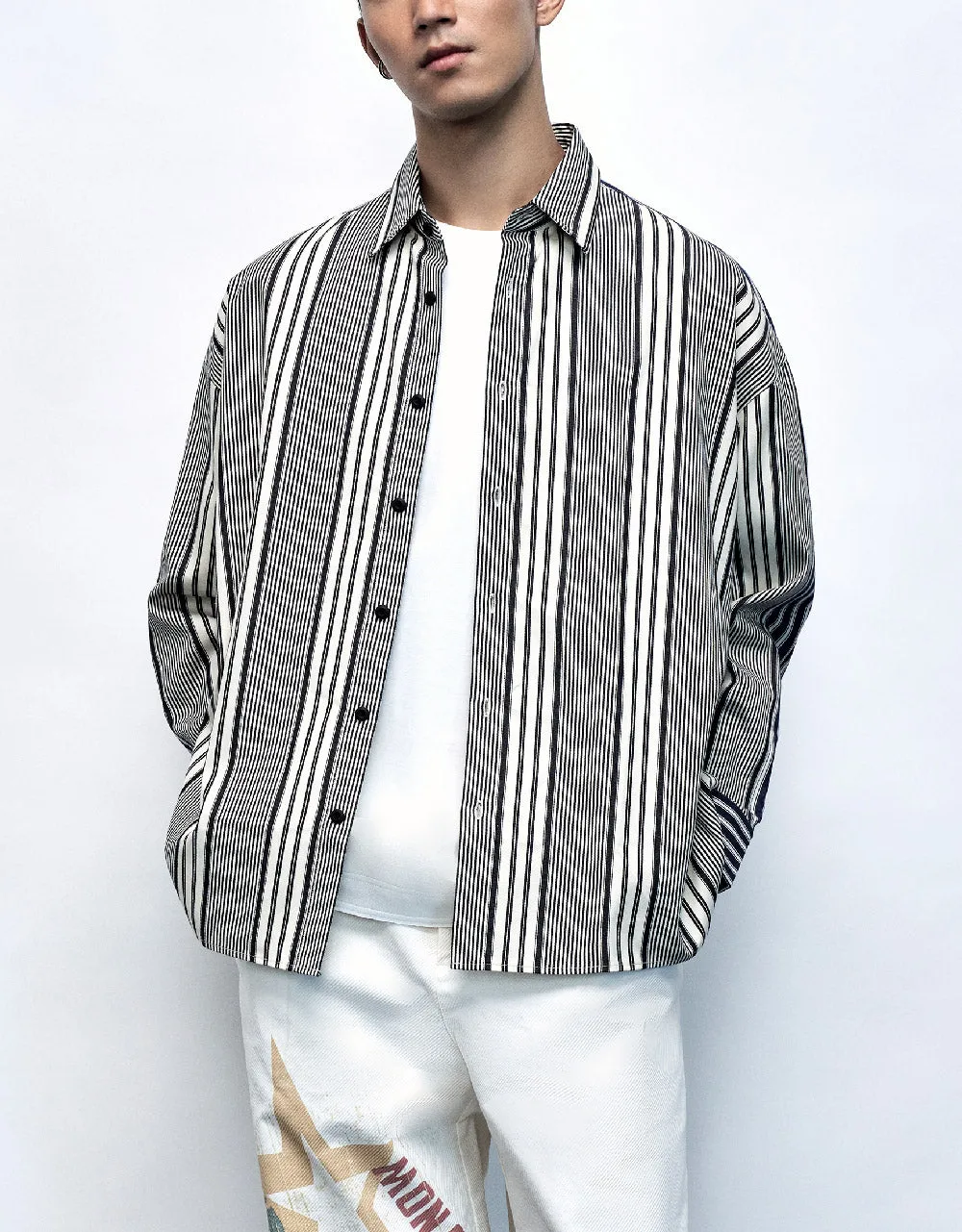 Dolman Sleeve Striped Loose Shirt sold by Urban Revivo product image thumbnail 2