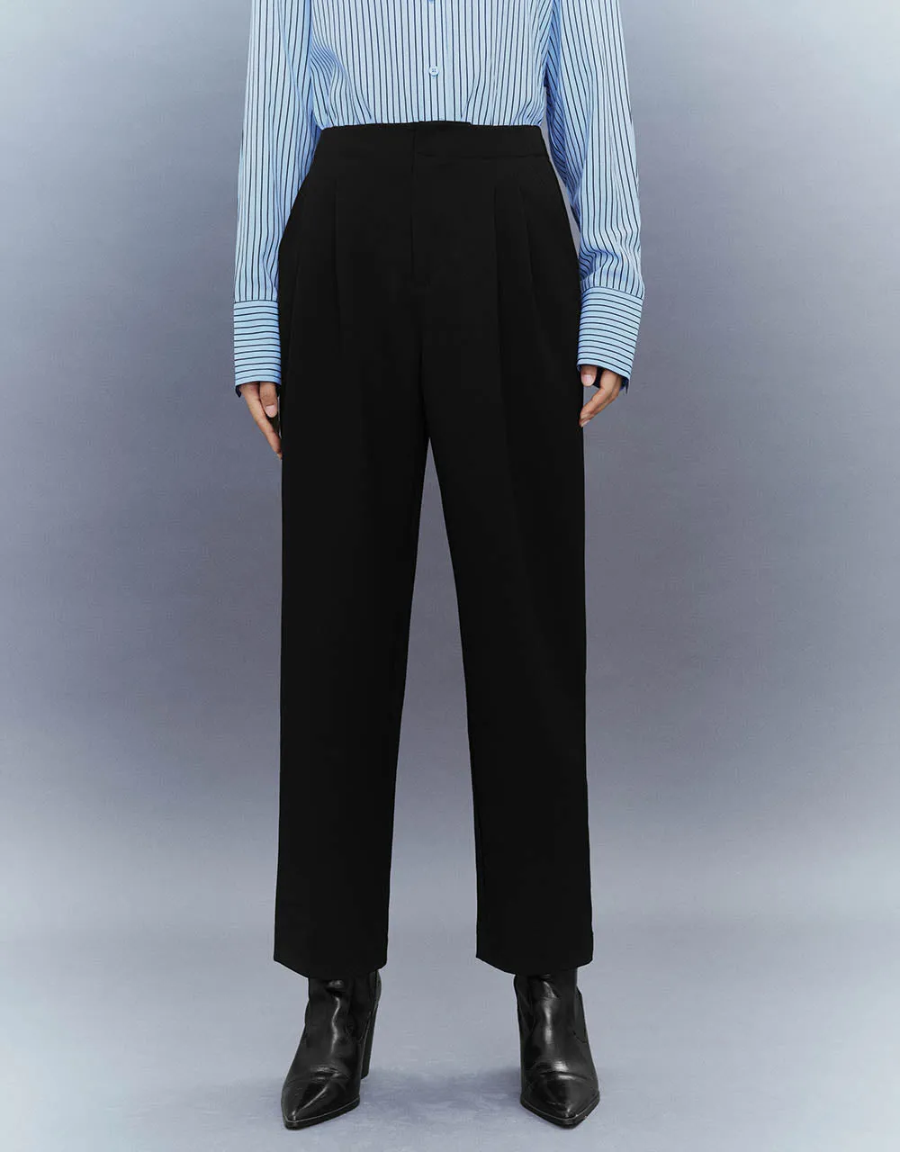 Tailored Carrot Fit Pants sold by Urban Revivo product image thumbnail 2