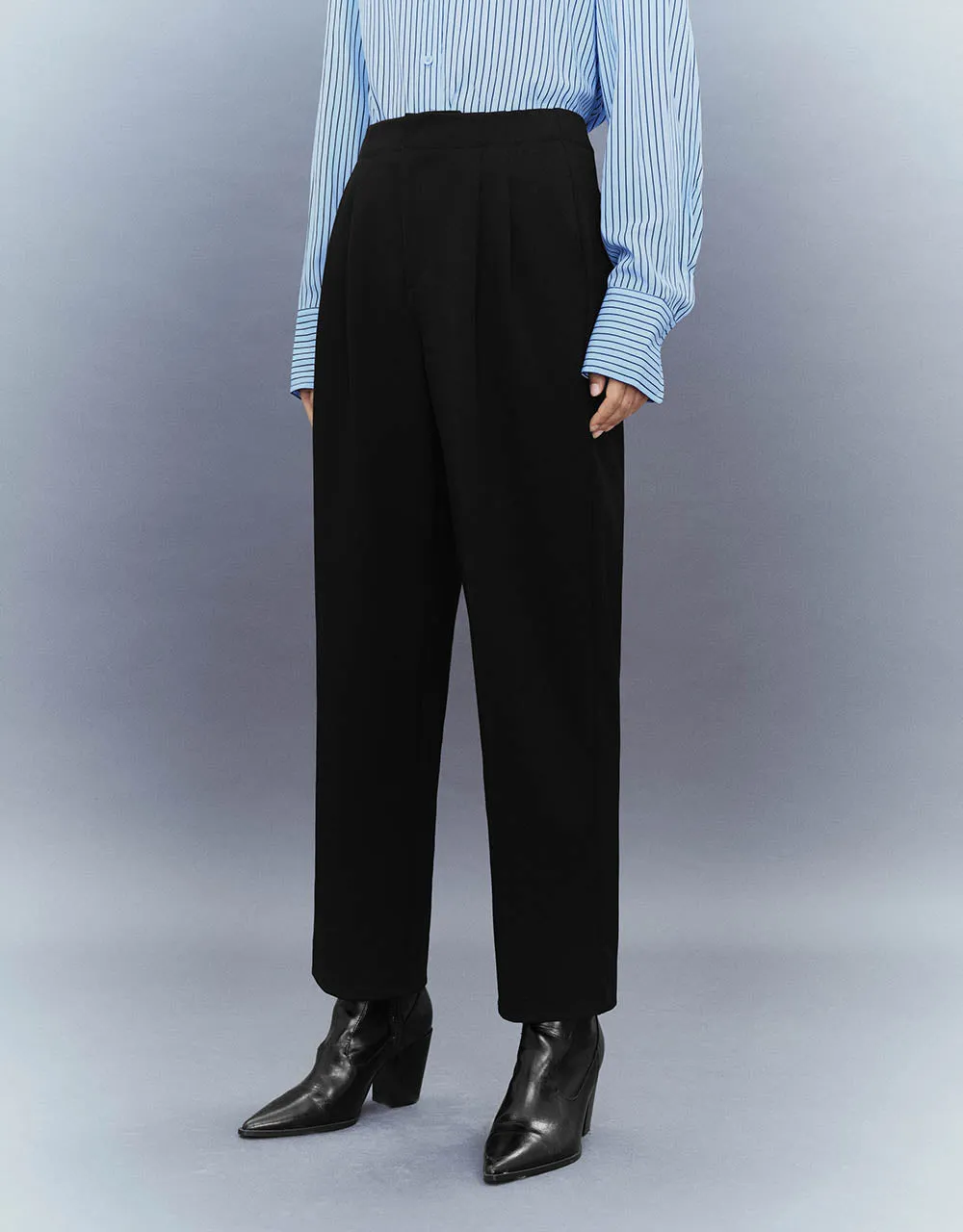 Tailored Carrot Fit Pants sold by Urban Revivo product image thumbnail 4