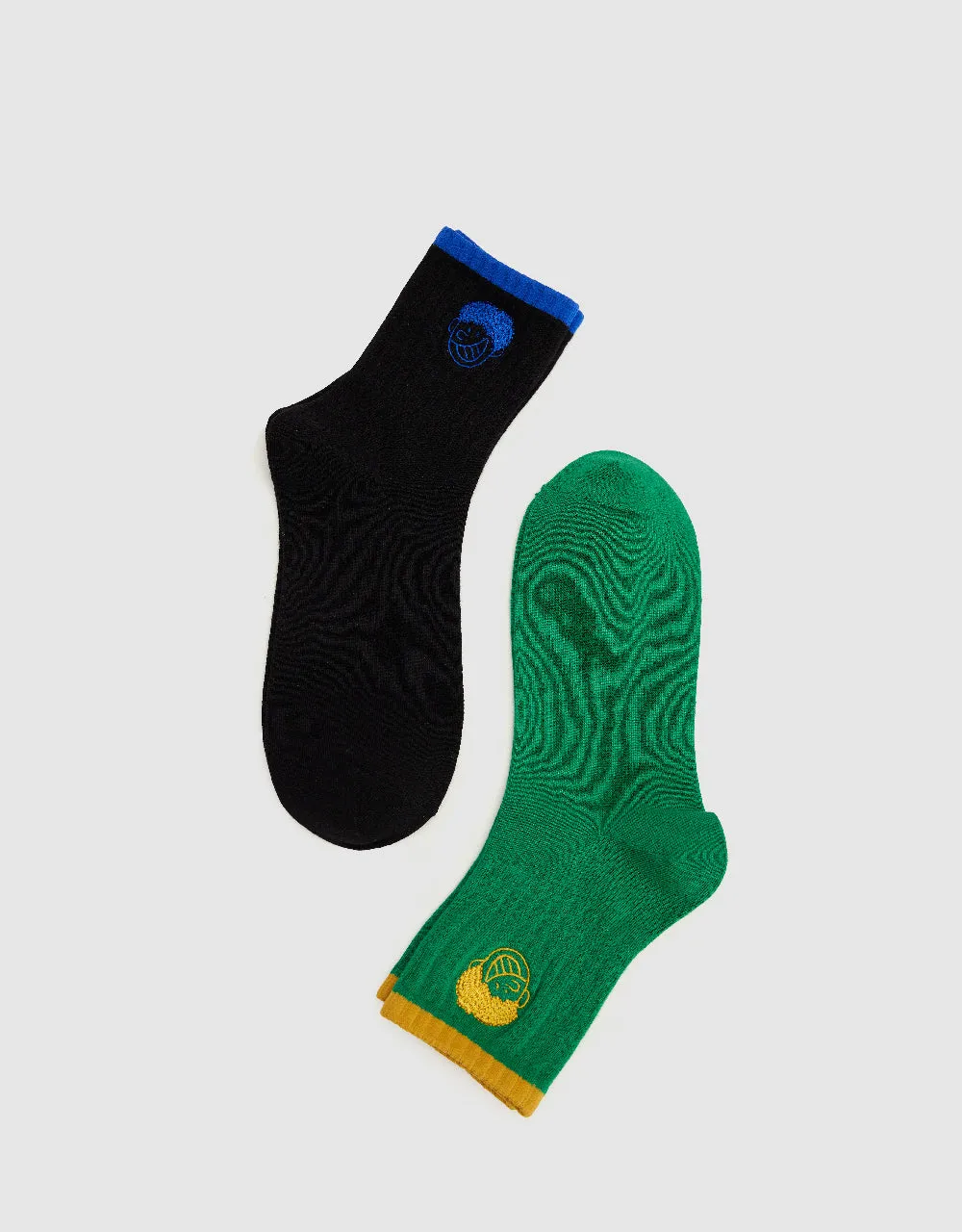Two Toned Mid-Length Socks sold by Urban Revivo product image thumbnail 2