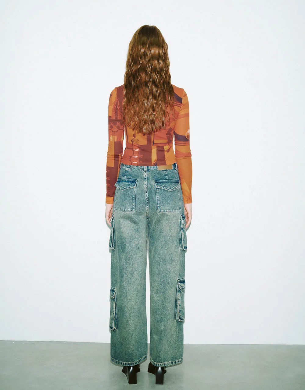 Printed Crew Neck Skinny Sweatshirt sold by Urban Revivo product image thumbnail 4