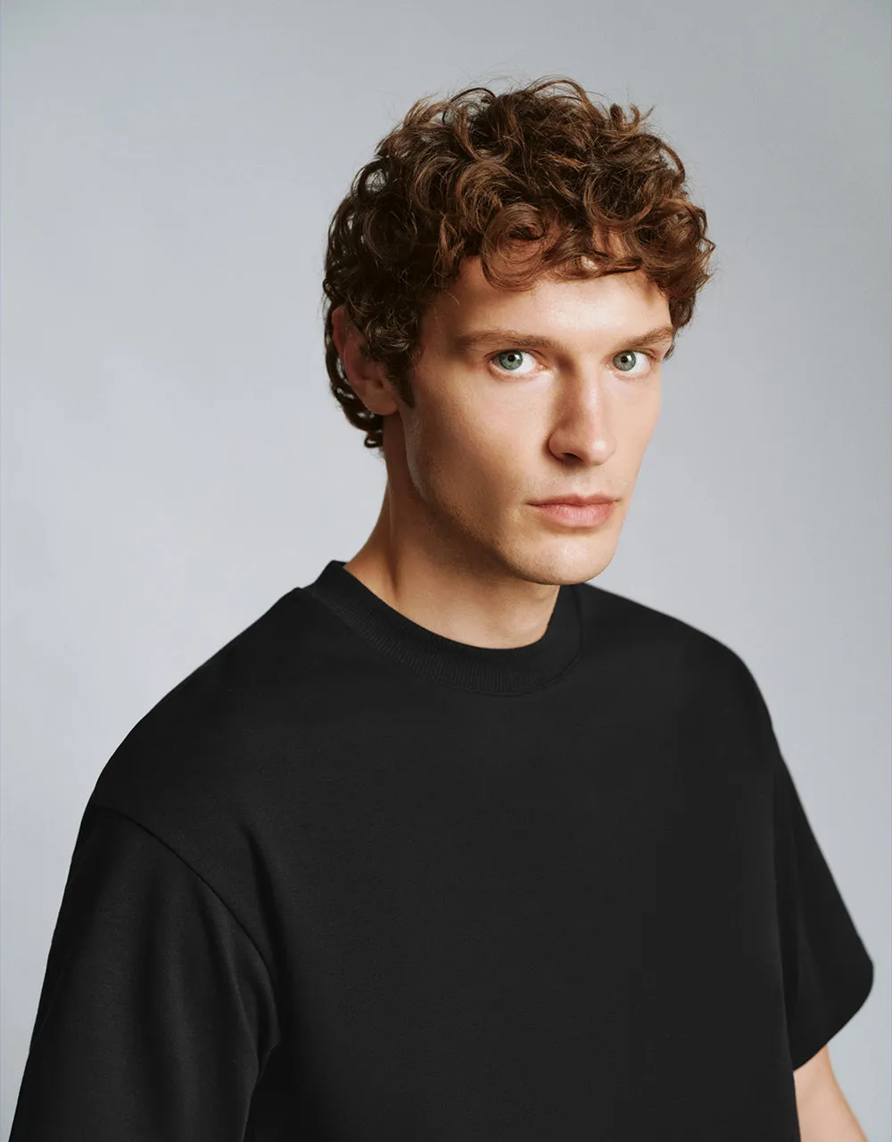 Crew Neck Straight T-Shirt sold by Urban Revivo product image thumbnail 4