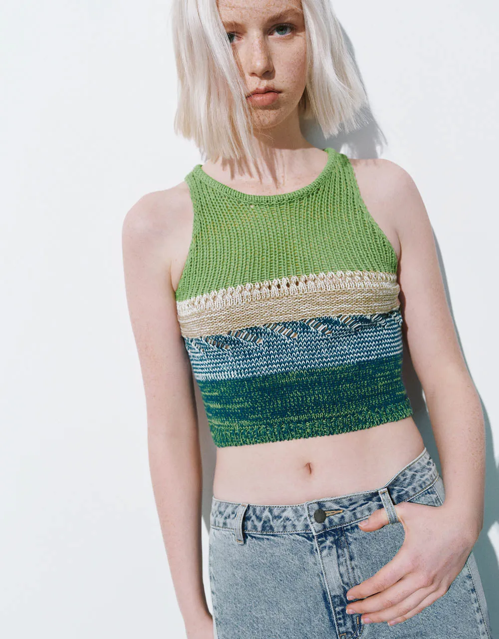 Crew Neck Vest sold by Urban Revivo product image thumbnail 4