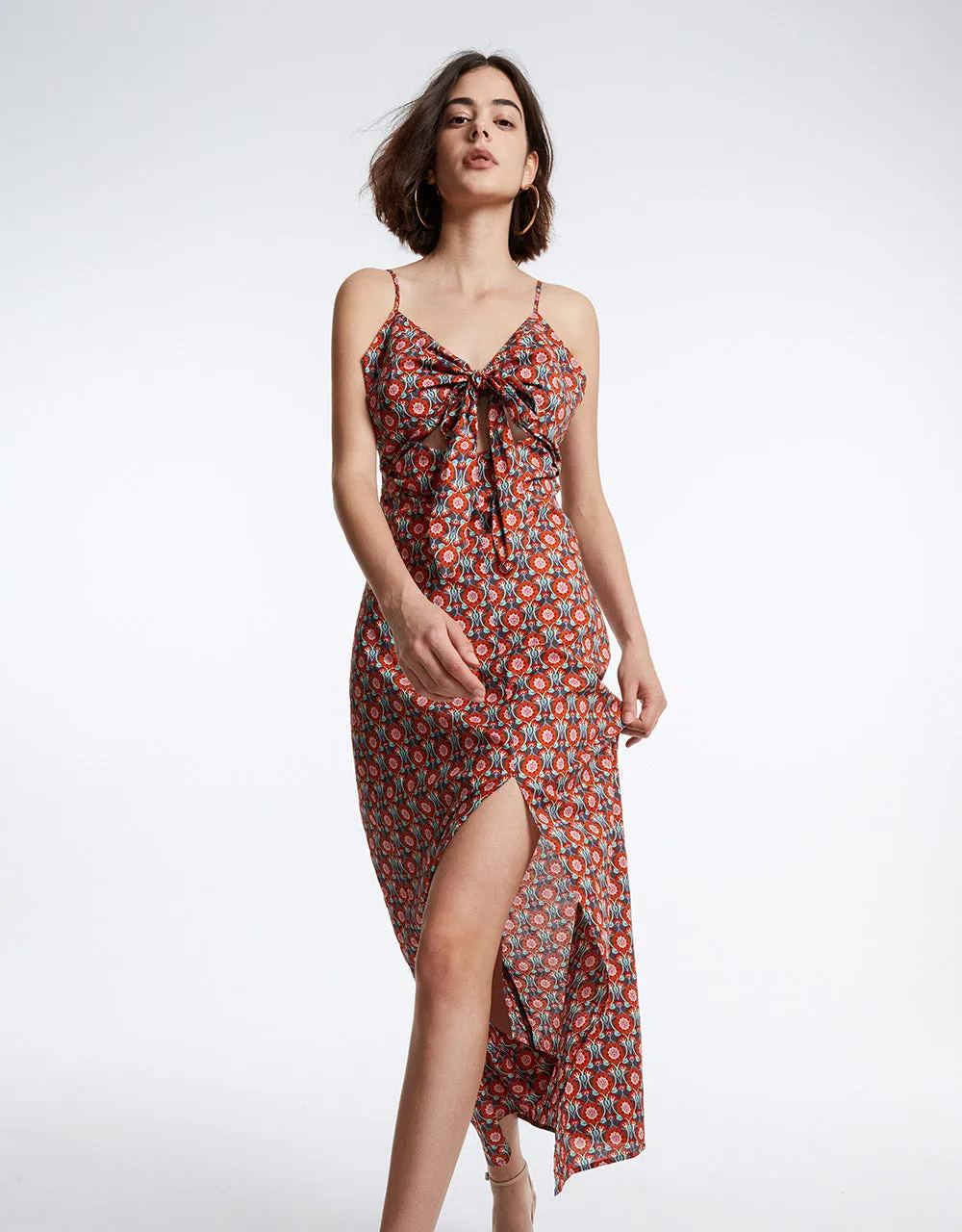 Allover Print Cut Out Cami Dress sold by Urban Revivo product image thumbnail 5