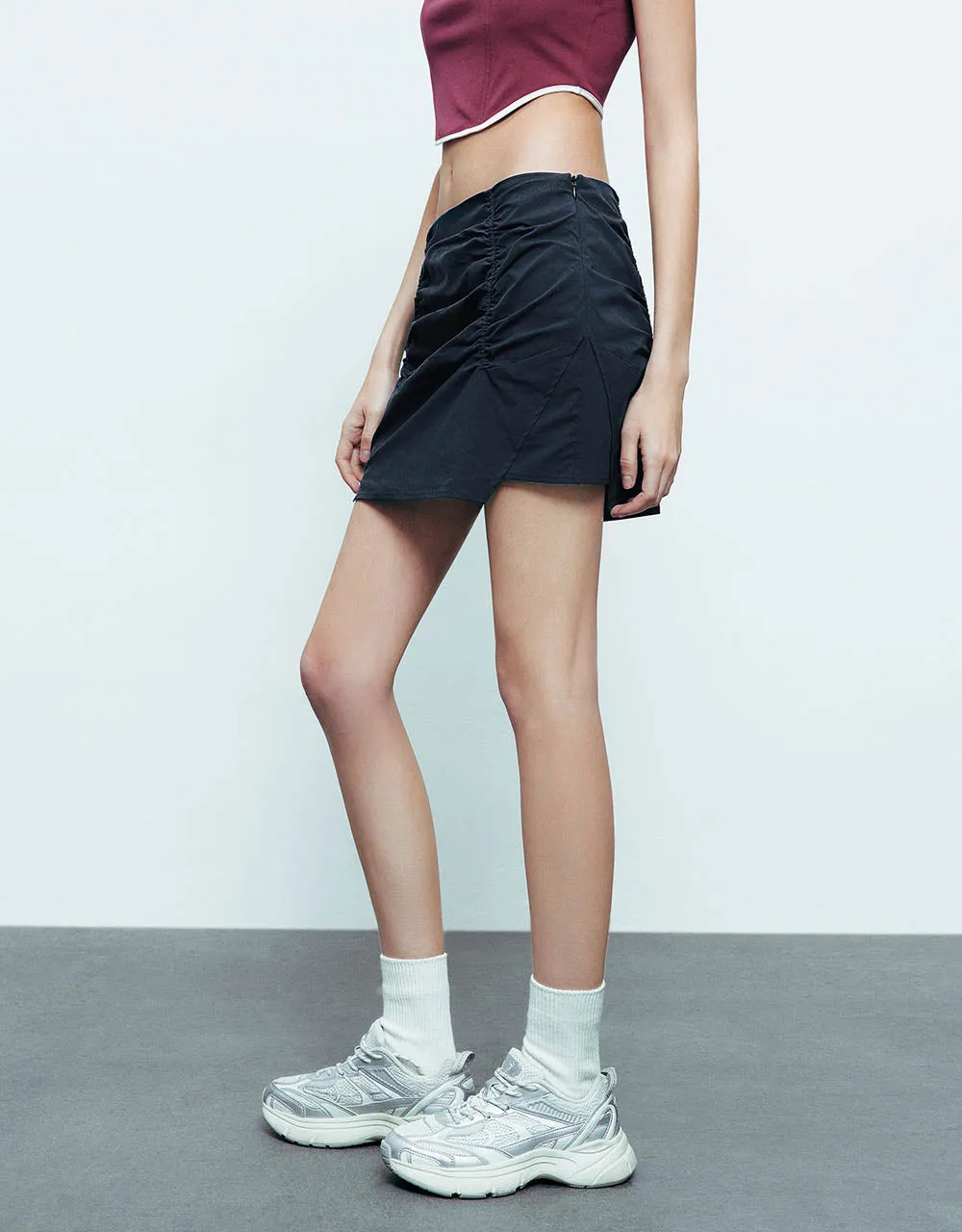 Mini Straight Skirt sold by Urban Revivo product image thumbnail 4