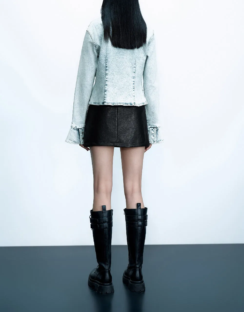 Press Button Denim Shirt sold by Urban Revivo product image thumbnail 4