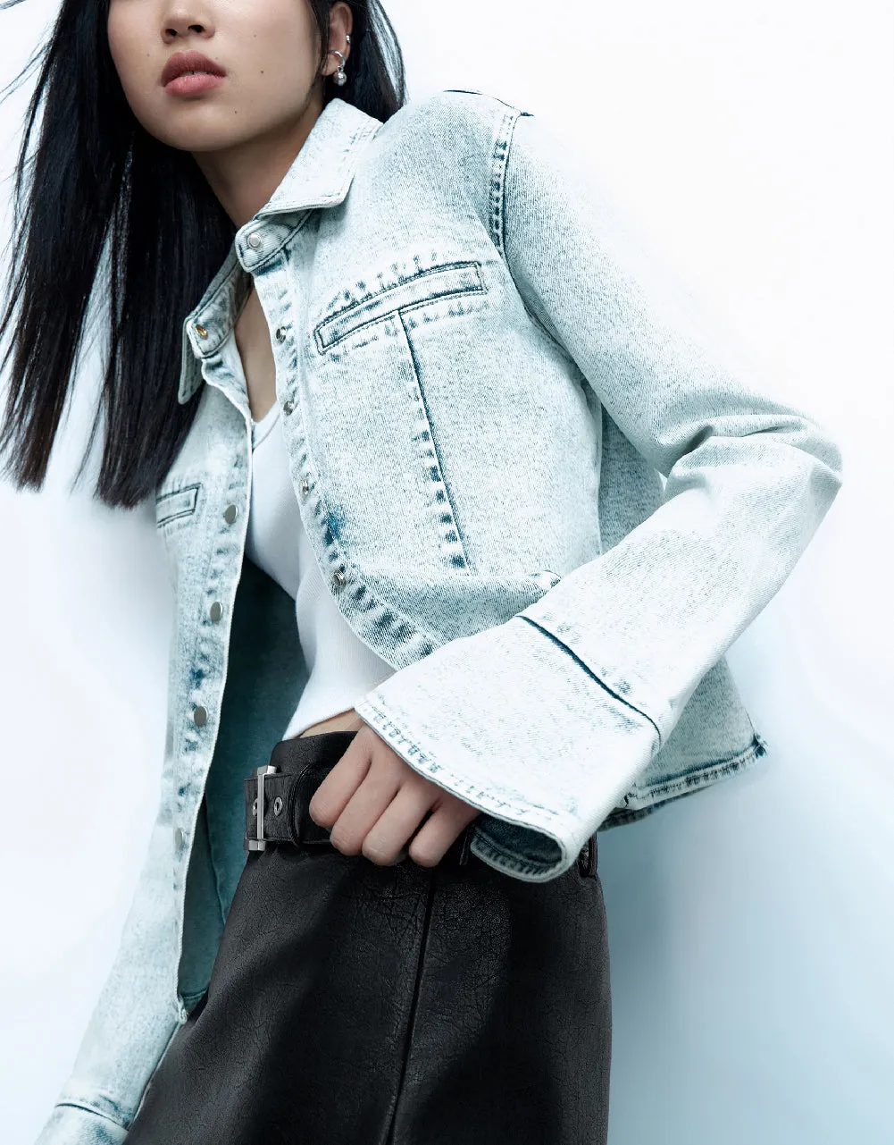 Press Button Denim Shirt sold by Urban Revivo product image thumbnail 3