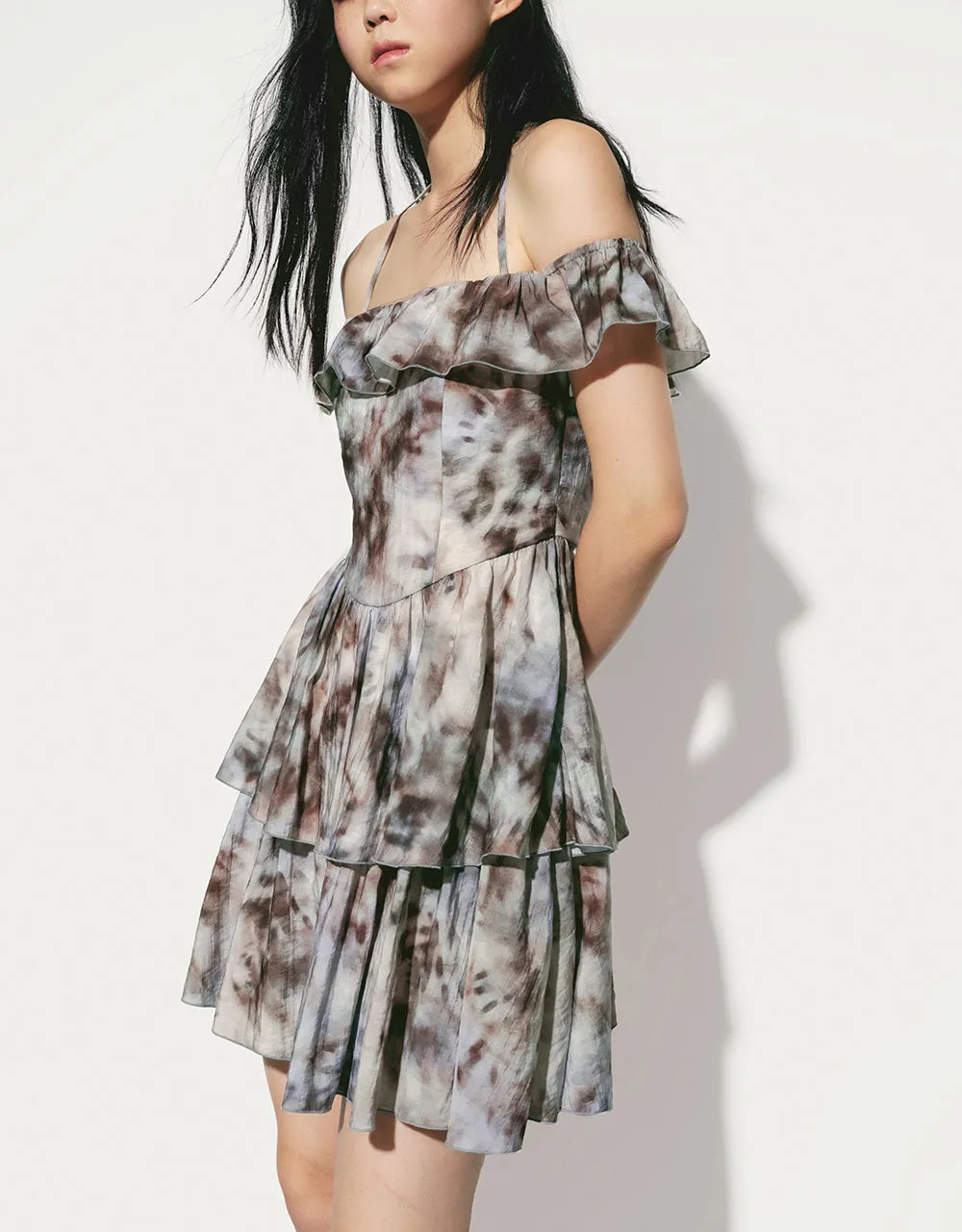 Halter Neck Off-Shoulder Printed A-Line Dress sold by Urban Revivo product image thumbnail 3
