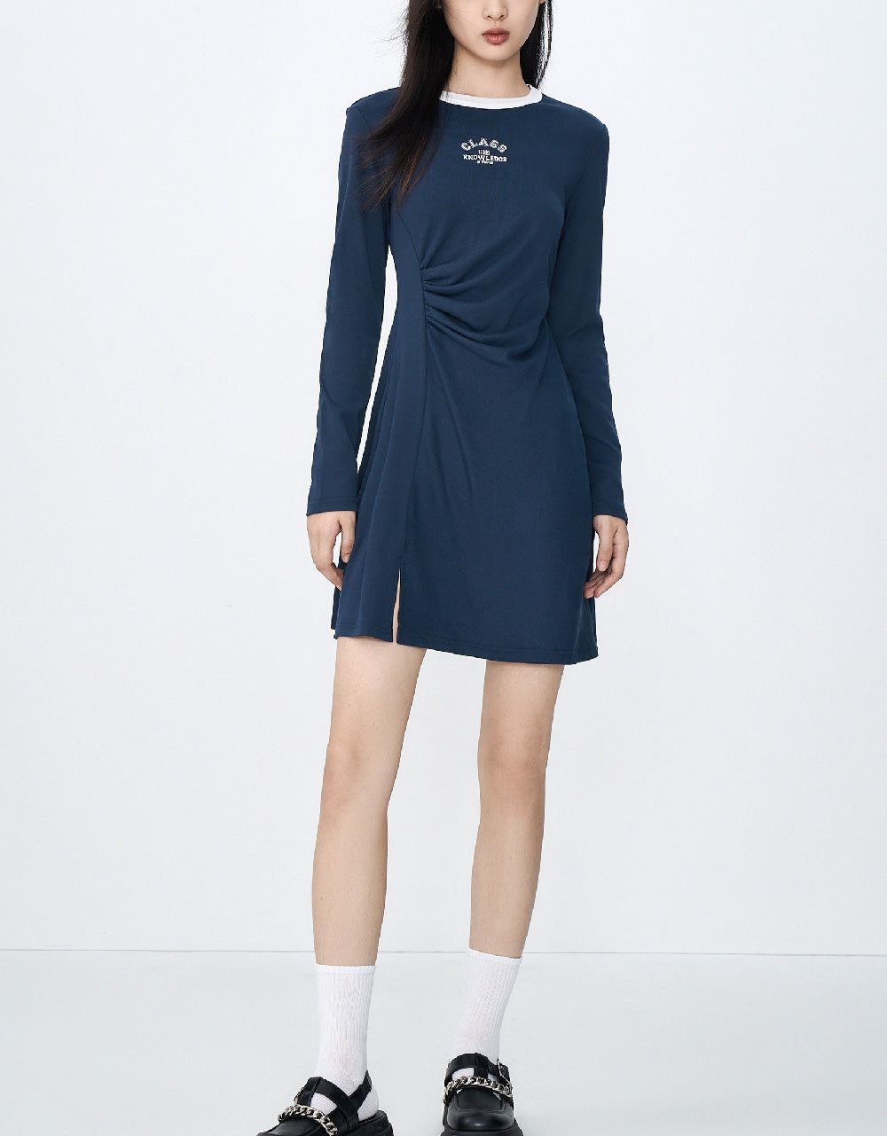 Crew Neck Straight Dress sold by Urban Revivo product image thumbnail 2