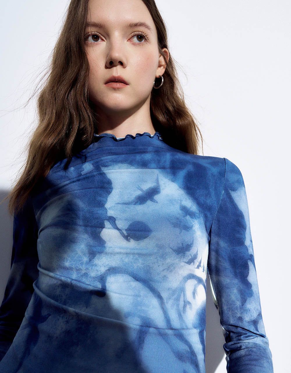 Printed Stand Collar Skinny T-Shirt sold by Urban Revivo product image thumbnail 5