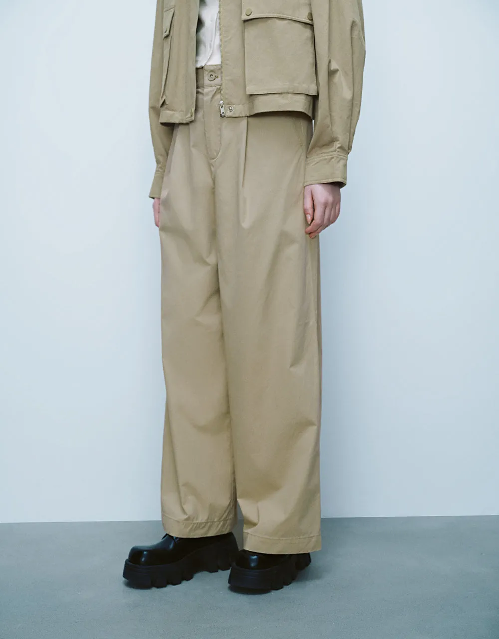Loose Wide-Leg Pants sold by Urban Revivo product image thumbnail 4