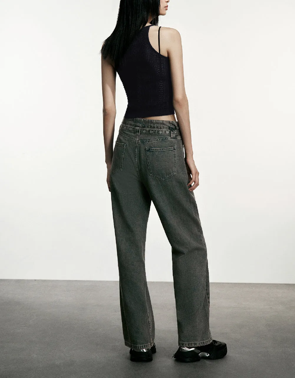 Sleeveless Crew Neck Knitted Tank Top sold by Urban Revivo product image thumbnail 4