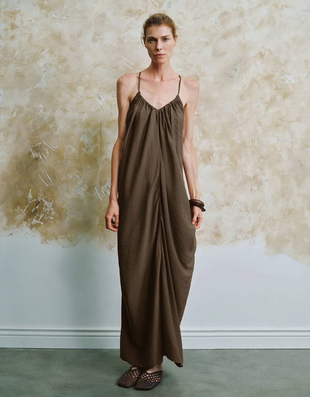 Sleeveless Off-Shoulder Balloon Dress sold by Urban Revivo