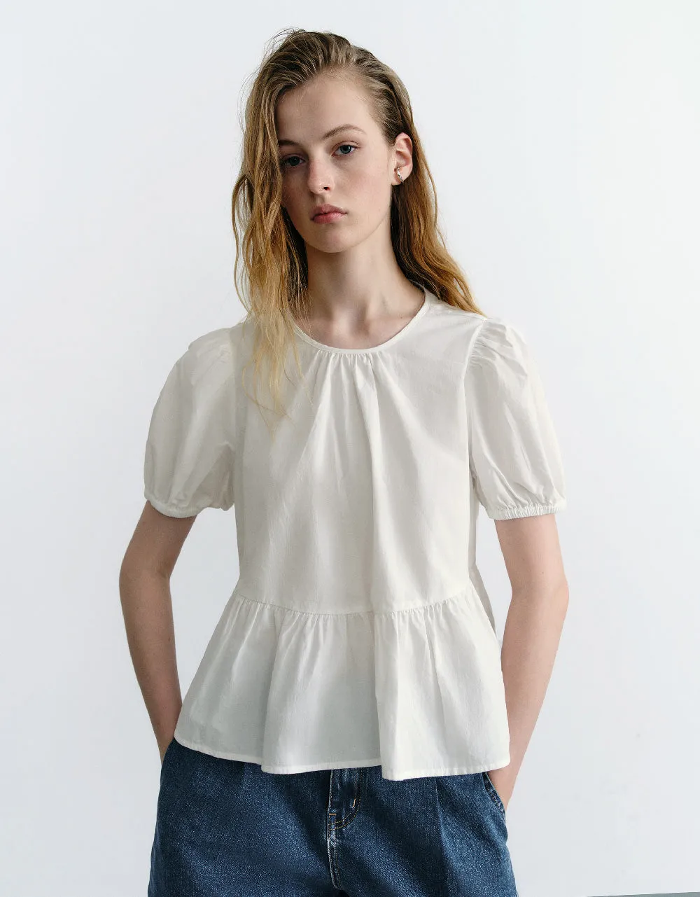 Crew Neck Overhead Shirt sold by Urban Revivo