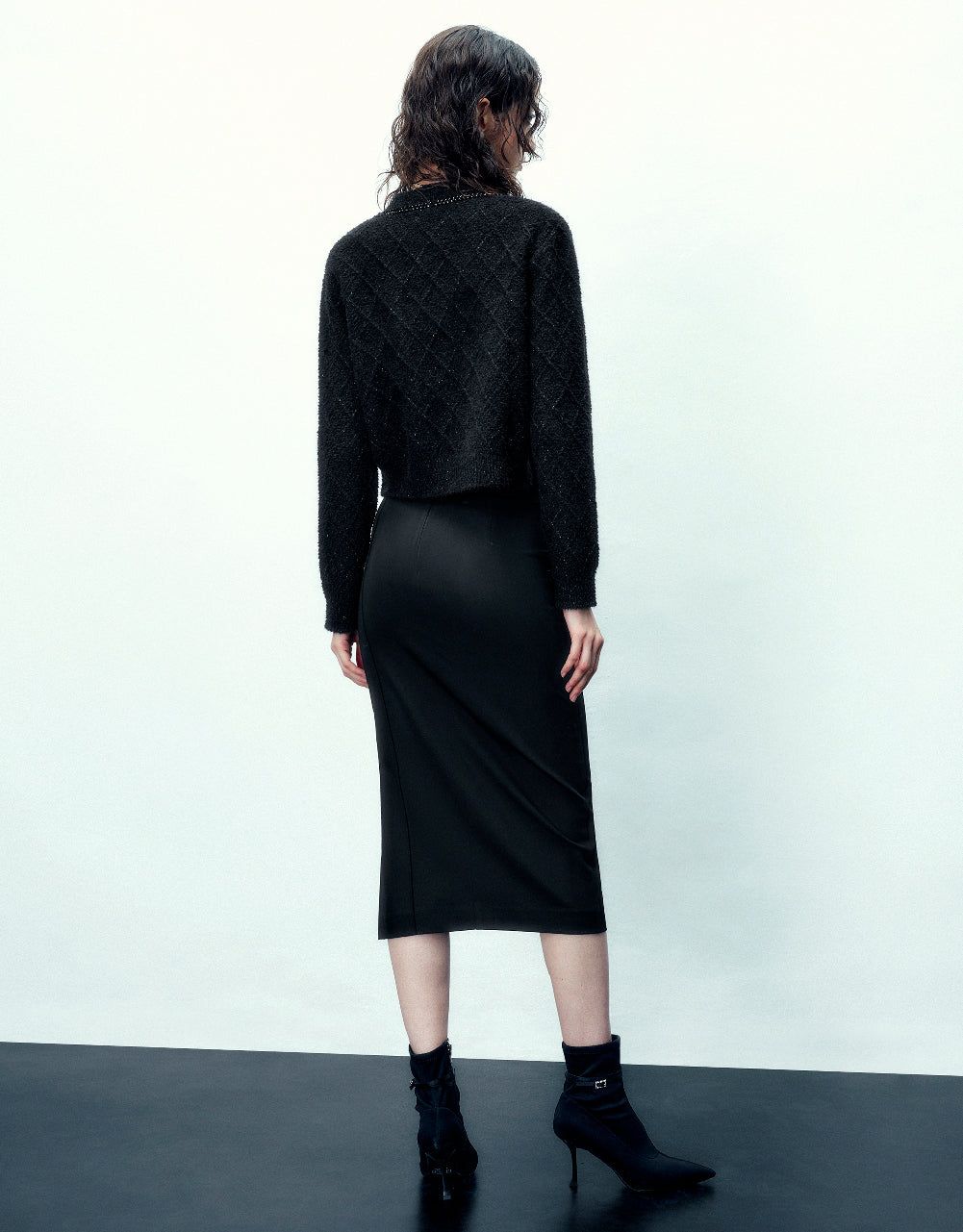 Crew Neck Knitted Cardigan sold by Urban Revivo product image thumbnail 4