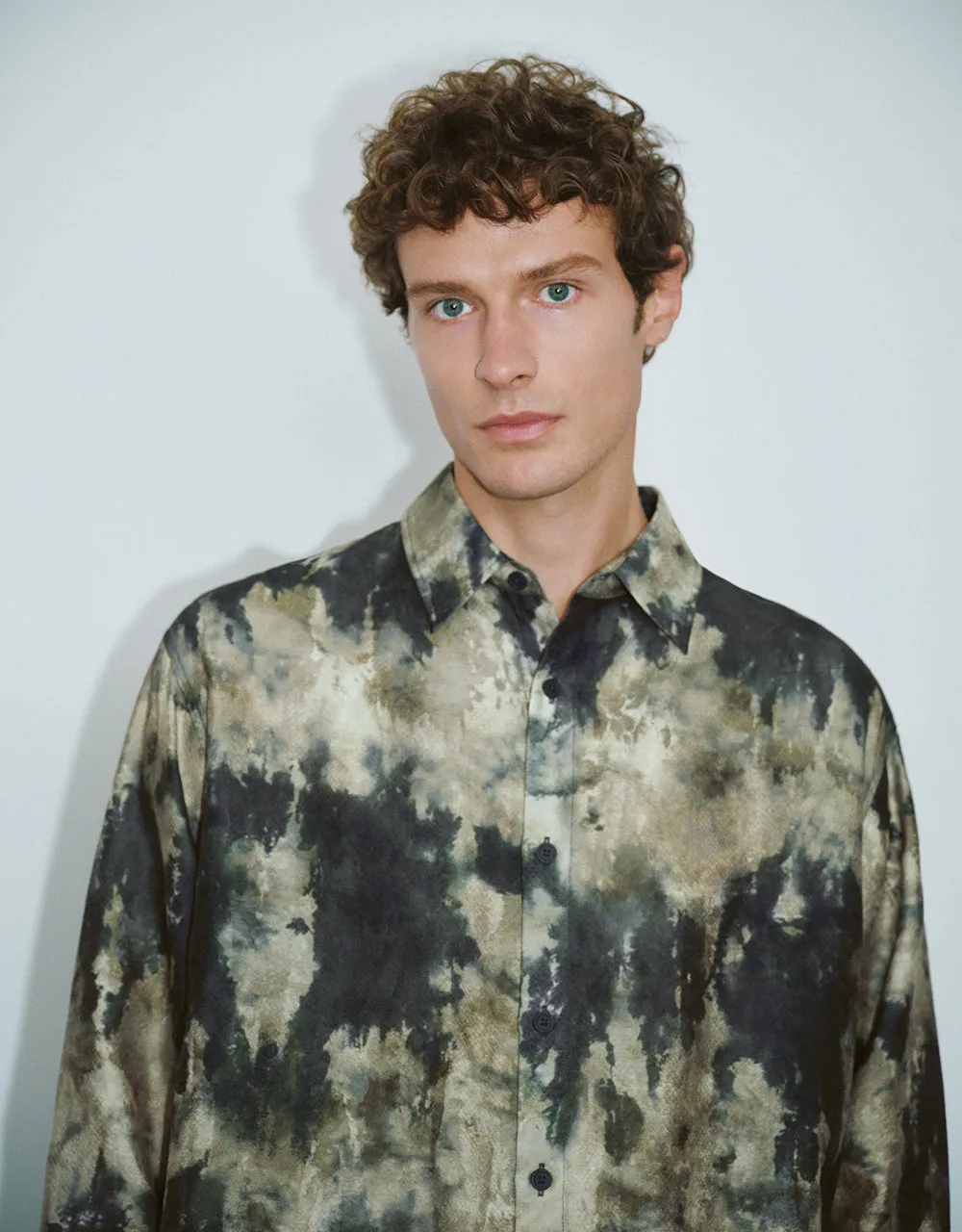 Button Up Printed Oversized Shirt sold by Urban Revivo product image thumbnail 4