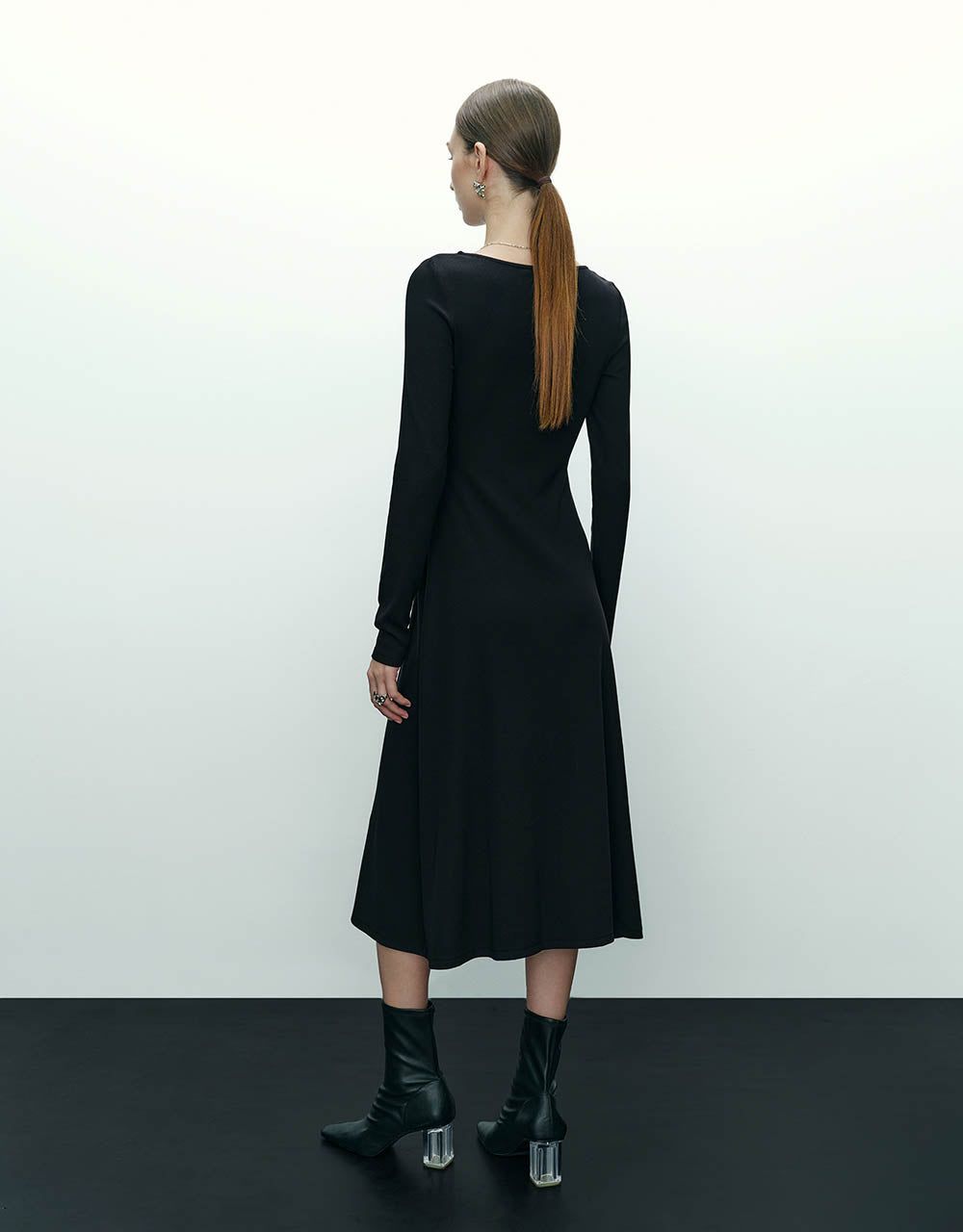 Skinny Knitted A-Line Dress sold by Urban Revivo product image thumbnail 4