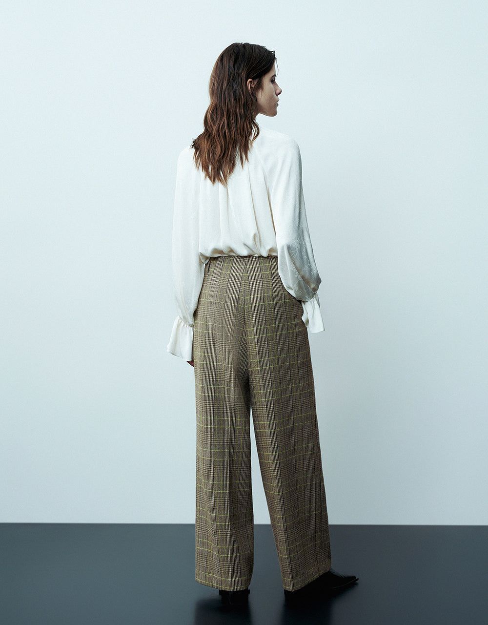 Striped Wide-Leg Pants sold by Urban Revivo product image thumbnail 5