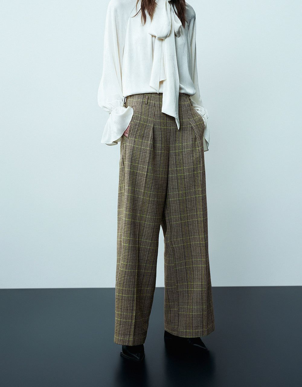 Striped Wide-Leg Pants sold by Urban Revivo product image thumbnail 2