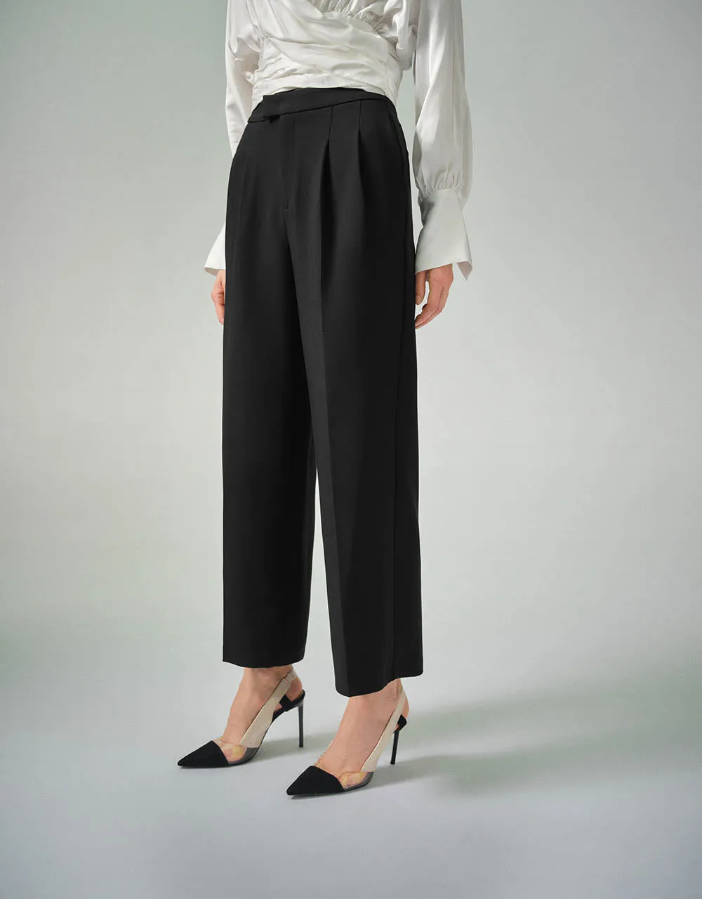 Straight Pleated Pants sold by Urban Revivo product image thumbnail 4
