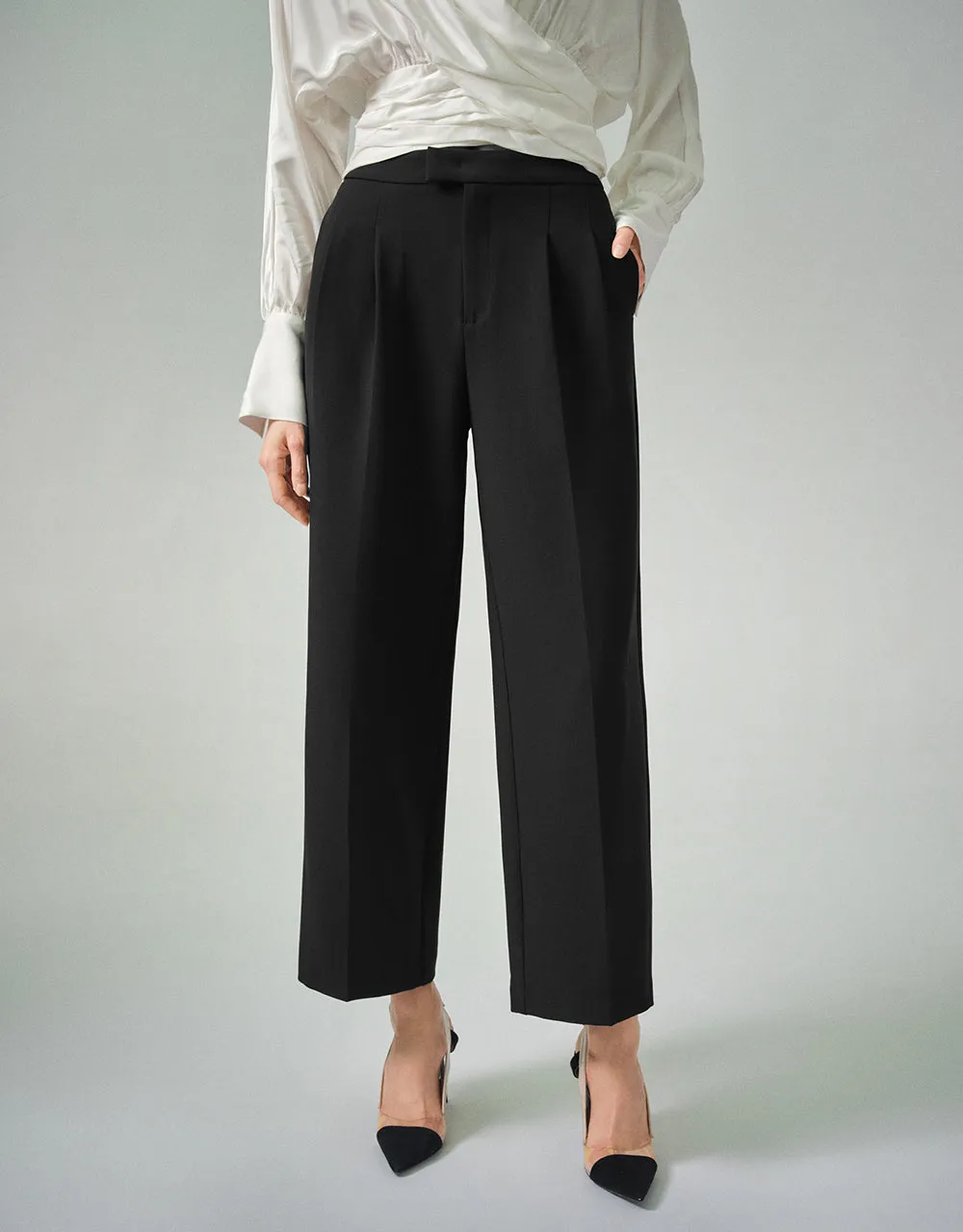 Straight Pleated Pants sold by Urban Revivo product image thumbnail 2