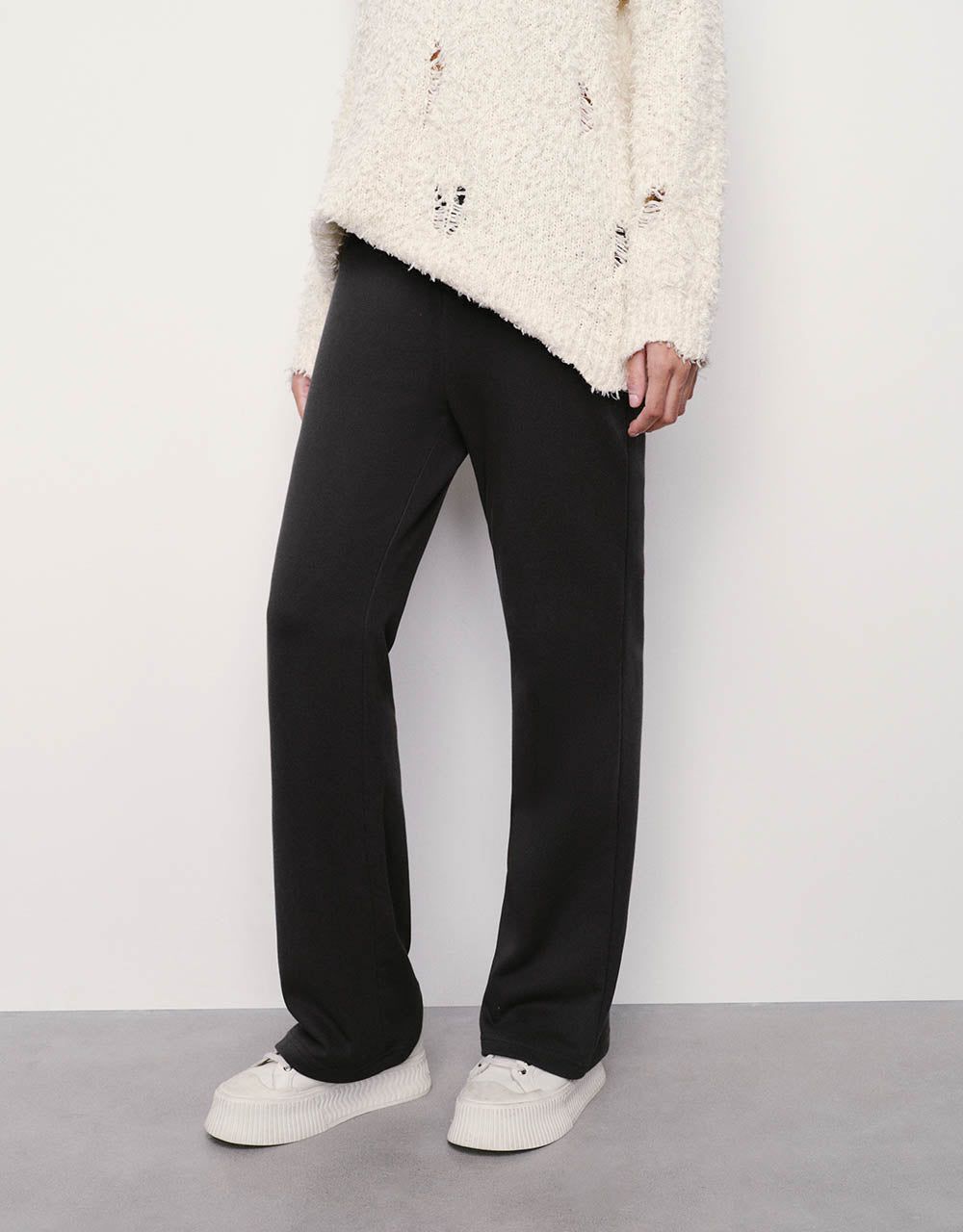 Knitted Flare Pants sold by Urban Revivo product image thumbnail 4