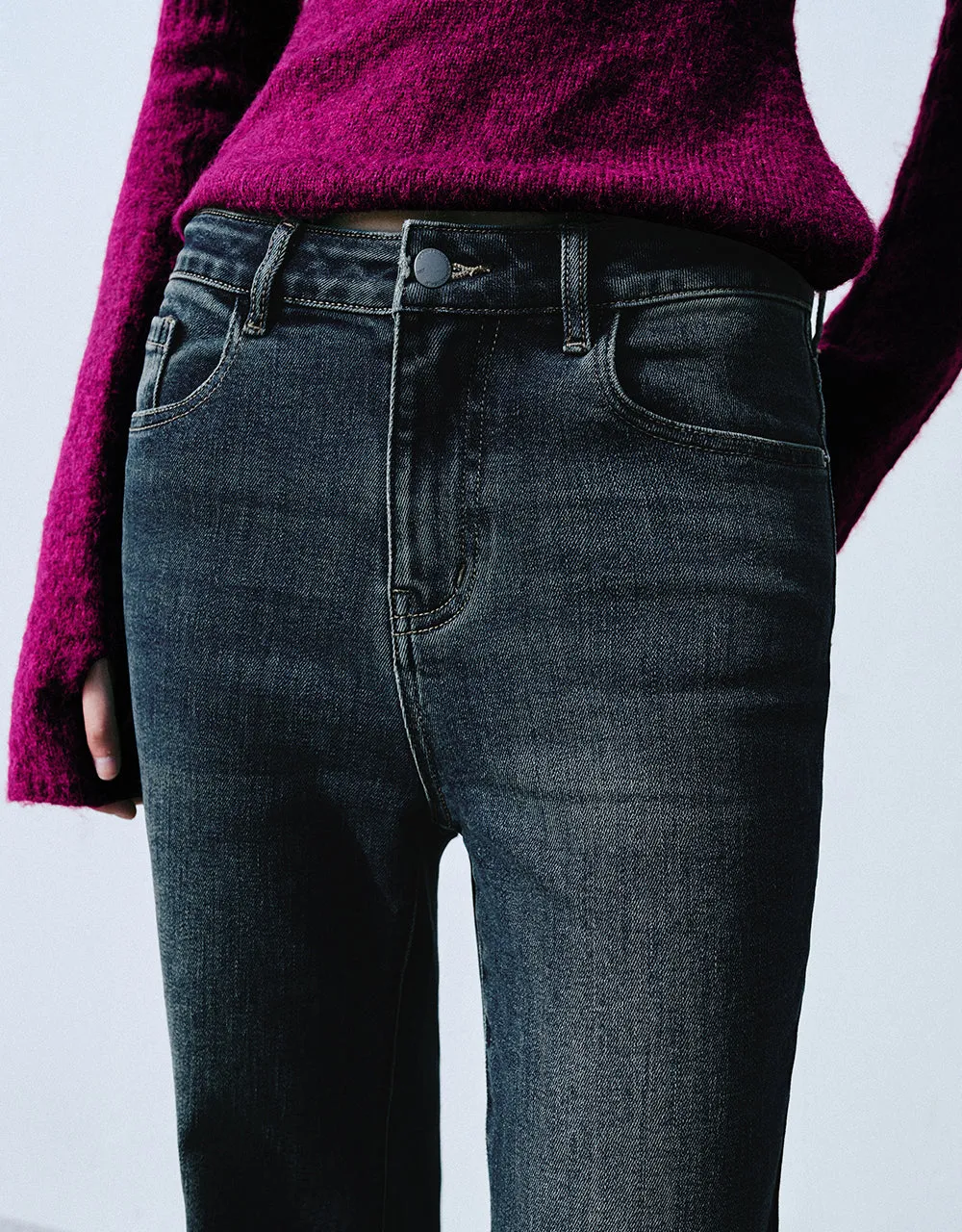 Raw Hem Flare Jeans sold by Urban Revivo product image thumbnail 5